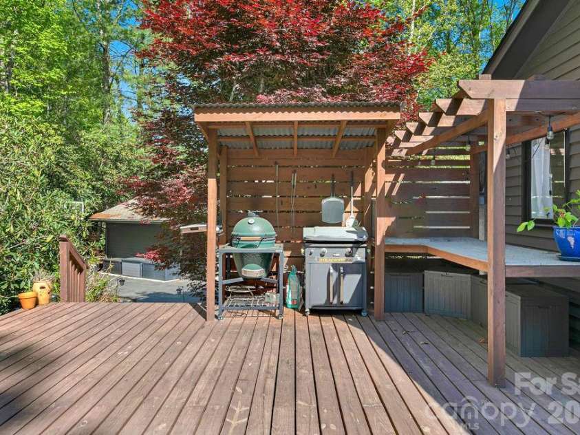 492 Falls Creek Road, Pisgah Forest, NC 28768.  MLS# CAR4375226, YatesRealty ID 28094. 