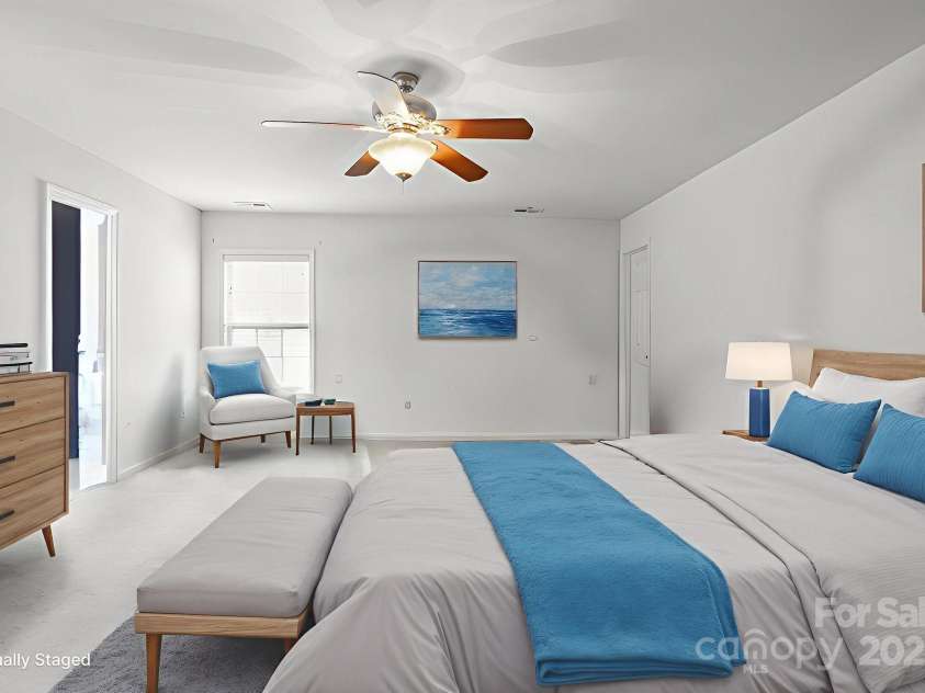 8915 Merrie Rose Avenue, Charlotte, NC 28213.  MLS# CAR4268929, YatesRealty ID 28094. 