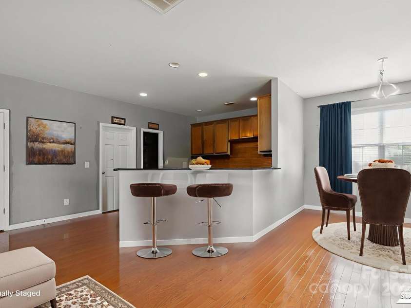 8915 Merrie Rose Avenue, Charlotte, NC 28213.  MLS# CAR4268929, YatesRealty ID 28094. 