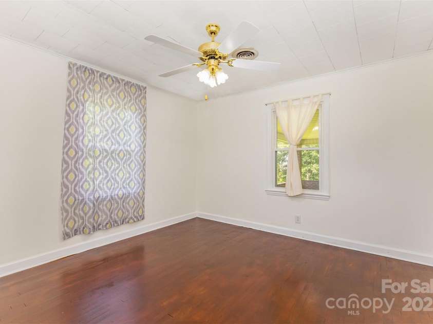 416 Pete Brittain Road, Morganton, NC 28655.  MLS# CAR4272261, YatesRealty ID 28095. 