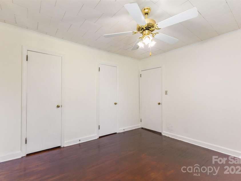 416 Pete Brittain Road, Morganton, NC 28655.  MLS# CAR4272261, YatesRealty ID 28095. 
