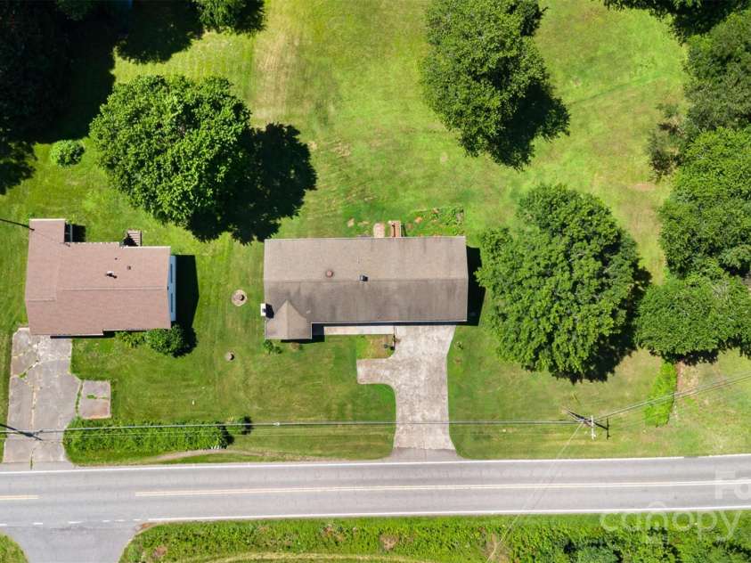 416 Pete Brittain Road, Morganton, NC 28655.  MLS# CAR4272261, YatesRealty ID 28095. 