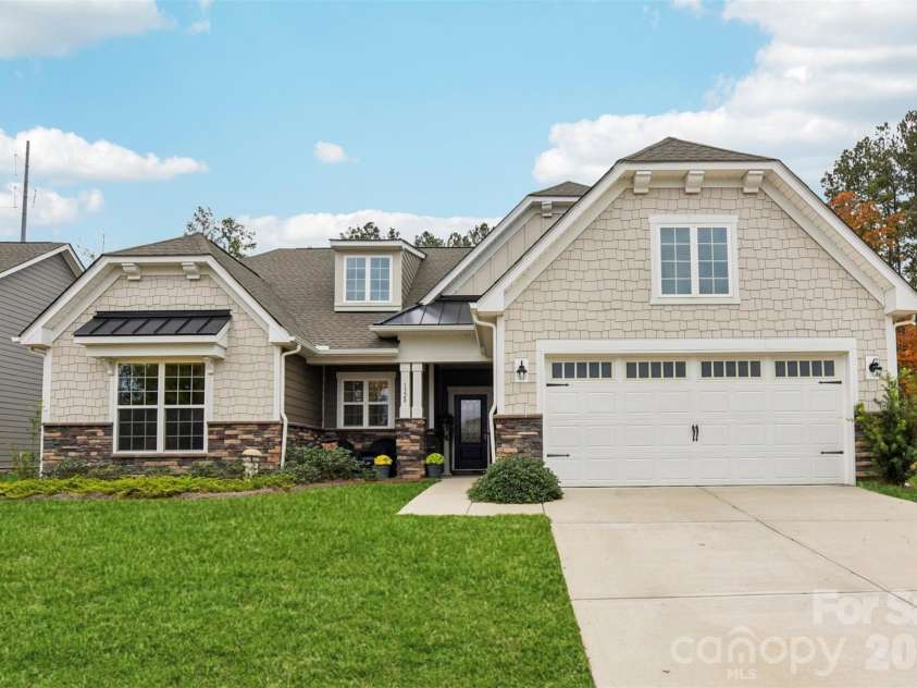 1328 Dali Boulevard, Mount Holly, NC 28120.  MLS# CAR4376476, YatesRealty ID 28096. Welcome Home!