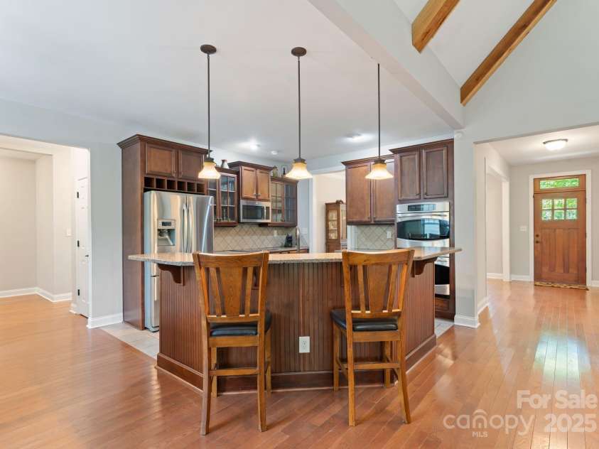 511 Alex D Owens Drive, Kings Mountain, NC 28086.  MLS# CAR4275166, YatesRealty ID 28097. 