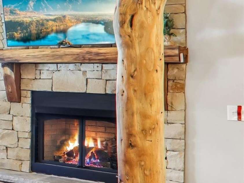 589 Panoramic Loop, Maggie Valley, NC 28751.  MLS# CAR4372216, YatesRealty ID 28097. Peeled log accent pole