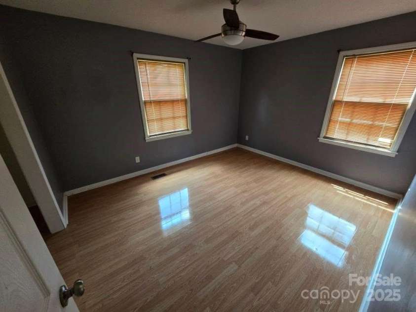 1579 Oak Drive, Shelby, NC 28150.  MLS# CAR4281812, YatesRealty ID 28098. 