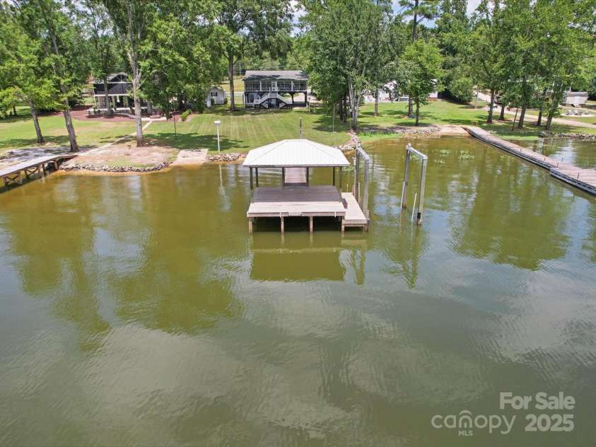 2364 Lakeside Drive, Liberty Hill, SC 29074.  MLS# CAR4283038, YatesRealty ID 28099. 