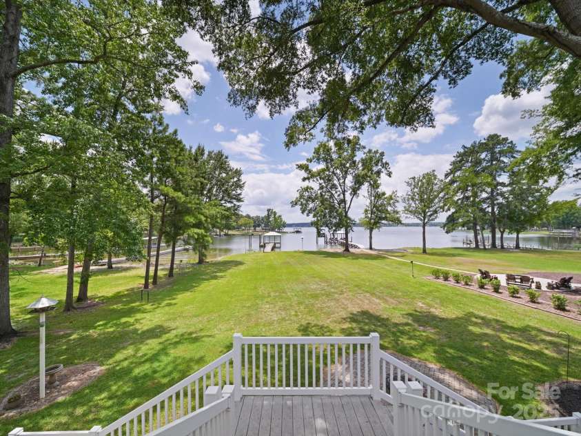 2364 Lakeside Drive, Liberty Hill, SC 29074.  MLS# CAR4283038, YatesRealty ID 28099. 