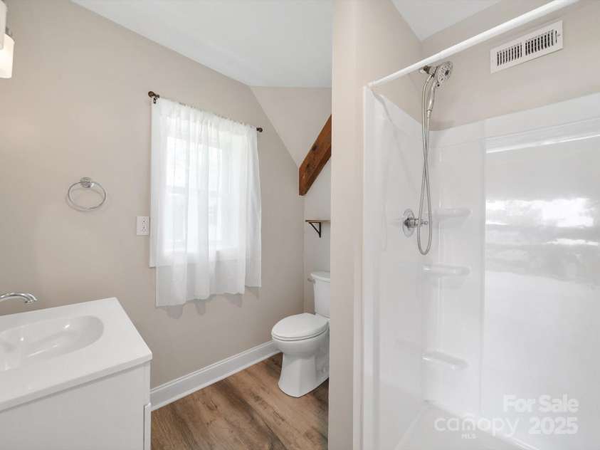 2364 Lakeside Drive, Liberty Hill, SC 29074.  MLS# CAR4283038, YatesRealty ID 28099. 