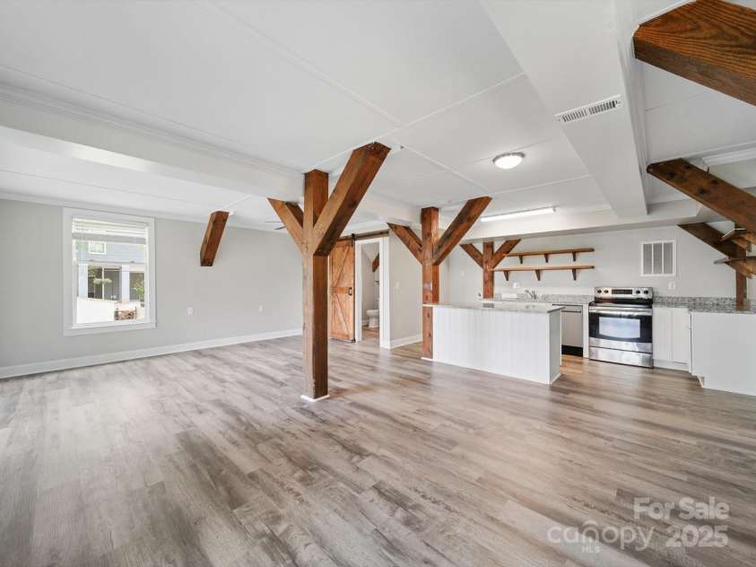 2364 Lakeside Drive, Liberty Hill, SC 29074.  MLS# CAR4283038, YatesRealty ID 28099. 