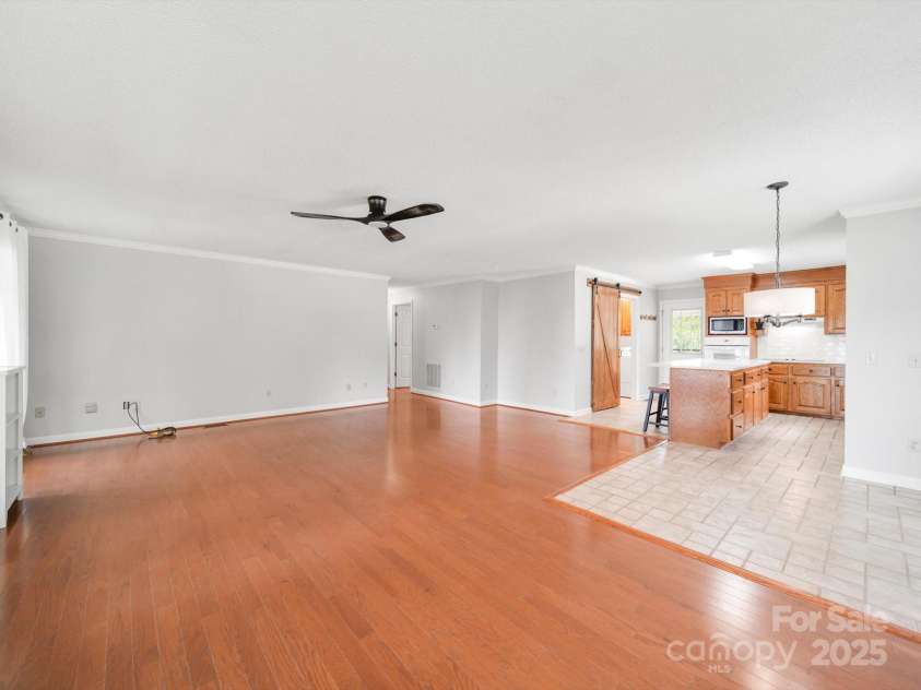 2364 Lakeside Drive, Liberty Hill, SC 29074.  MLS# CAR4283038, YatesRealty ID 28099. 