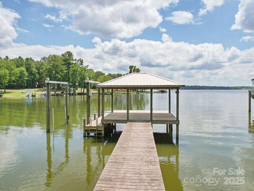 2364 Lakeside Drive, Liberty Hill, SC 29074.  MLS# CAR4283038, YatesRealty ID 28099. 