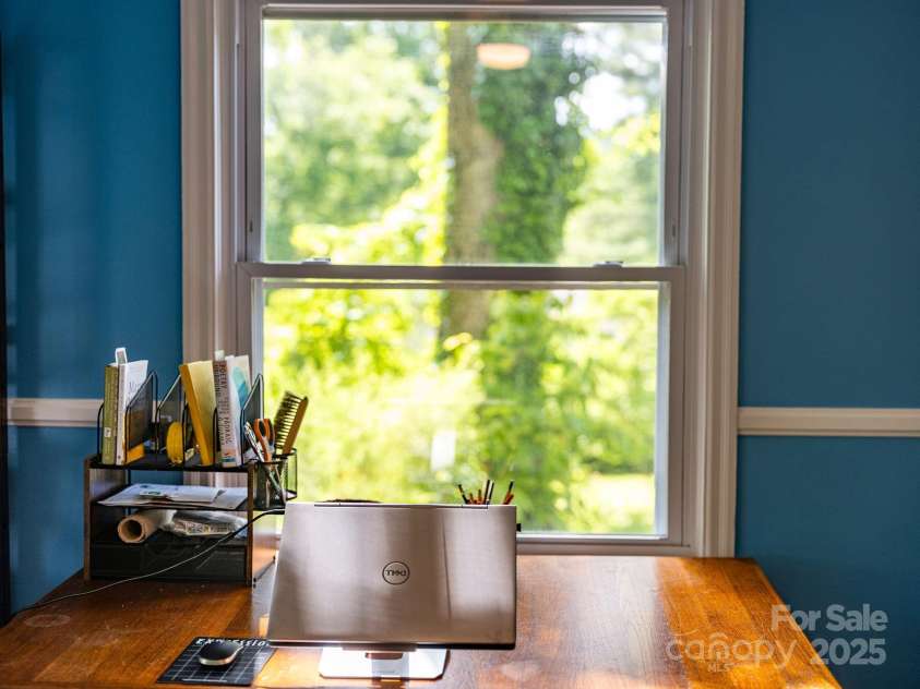 139 Beverly Road, Asheville, NC 28805.  MLS# CAR4258019, YatesRealty ID 281. 