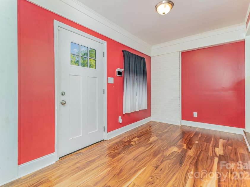 41 Fleetwood Drive, Concord, NC 28027.  MLS# CAR4318616, YatesRealty ID 281. Foyer- Left