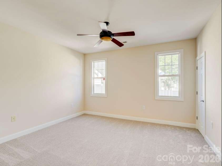 2025 Gable Way Lane, Matthews, NC 28104.  MLS# CAR4377619, YatesRealty ID 28100. 