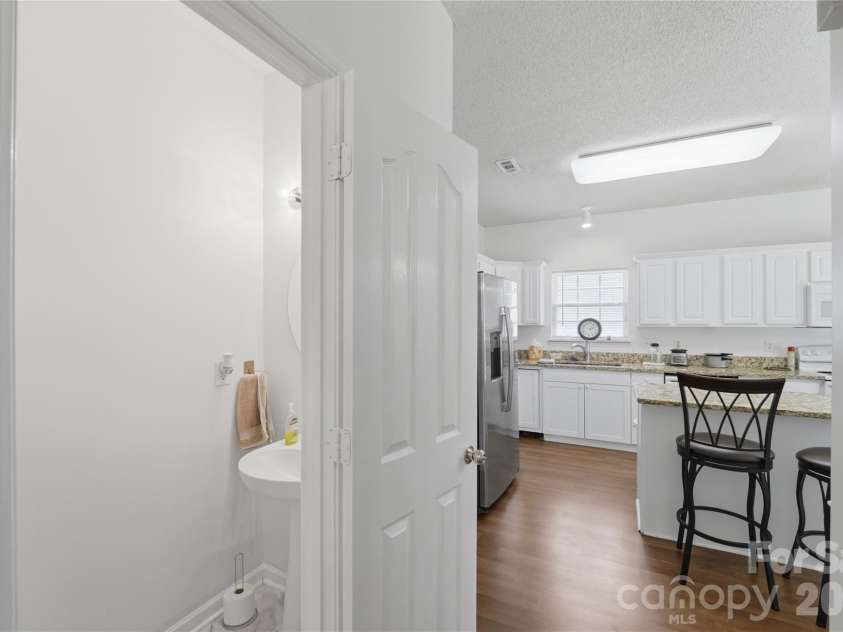 15263 Eric Kyle Drive, Huntersville, NC 28078.  MLS# CAR4379728, YatesRealty ID 28101. 
