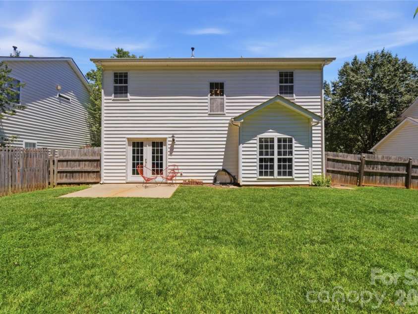 15263 Eric Kyle Drive, Huntersville, NC 28078.  MLS# CAR4379728, YatesRealty ID 28101. 