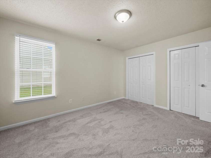 6420 Sunman Road, Charlotte, NC 28216.  MLS# CAR4279812, YatesRealty ID 28101. 