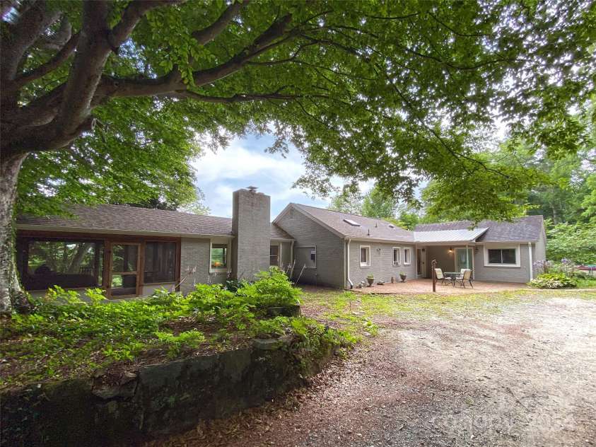 273 & 133 Nicholson Lane, Etowah, NC 28729.  MLS# CAR4133823, YatesRealty ID 28102. 273 Nicholson