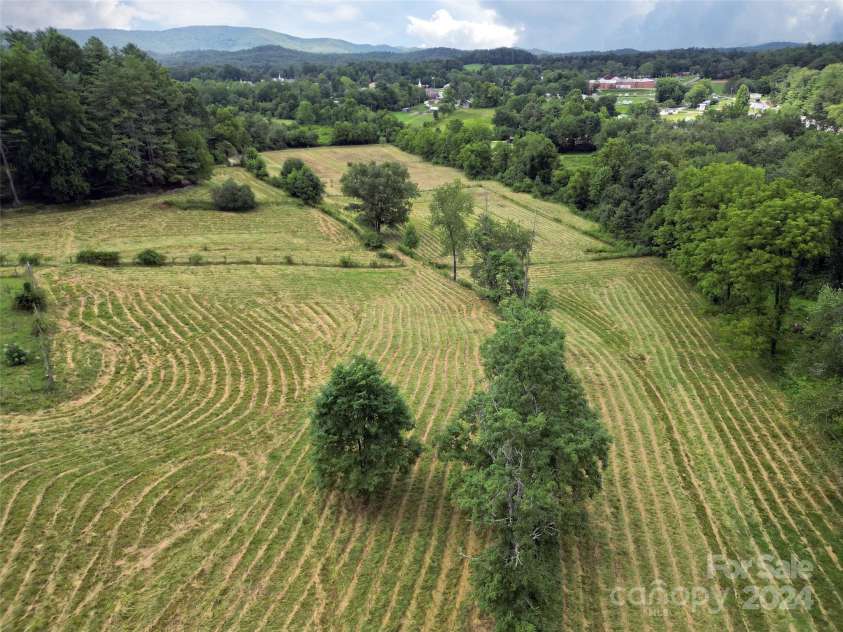 273 & 133 Nicholson Lane, Etowah, NC 28729.  MLS# CAR4133823, YatesRealty ID 28102. Ingles=0.8 miles