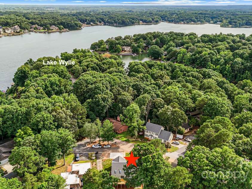 2027 Marquesas Avenue, Tega Cay, SC 29708.  MLS# CAR4262769, YatesRealty ID 28103. 