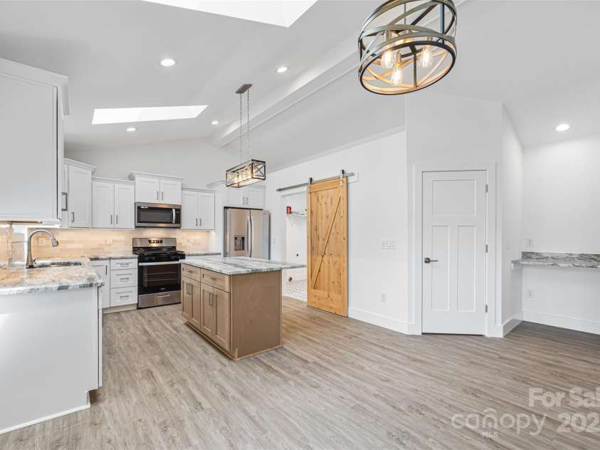 2027 Marquesas Avenue, Tega Cay, SC 29708.  MLS# CAR4262769, YatesRealty ID 28103. Kitchen & Computer Niche