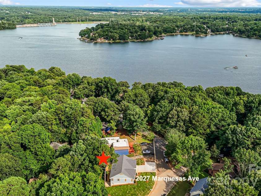 2027 Marquesas Avenue, Tega Cay, SC 29708.  MLS# CAR4262769, YatesRealty ID 28103. New Home in Tega Cay a recreational city on Lake Wylie