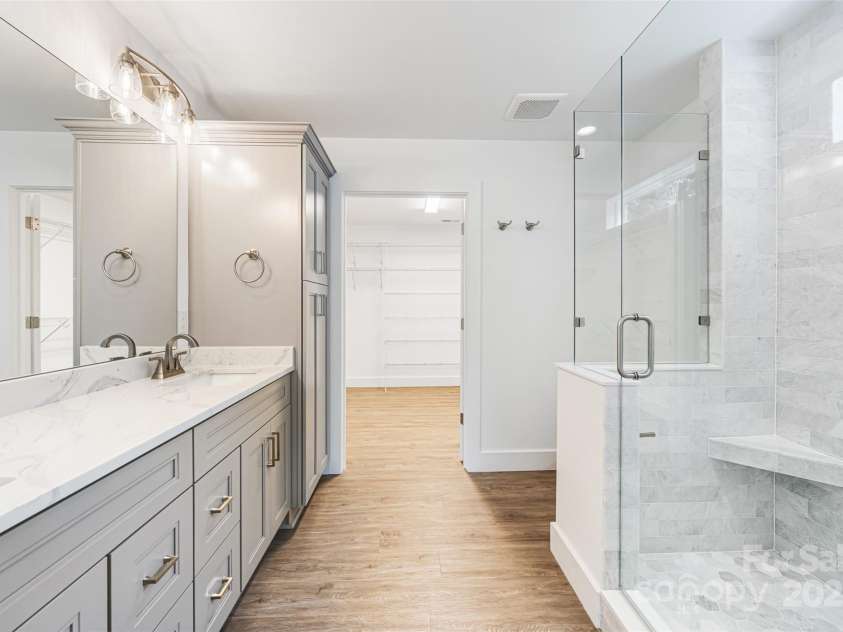 2027 Marquesas Avenue, Tega Cay, SC 29708.  MLS# CAR4262769, YatesRealty ID 28103. Primary Bath