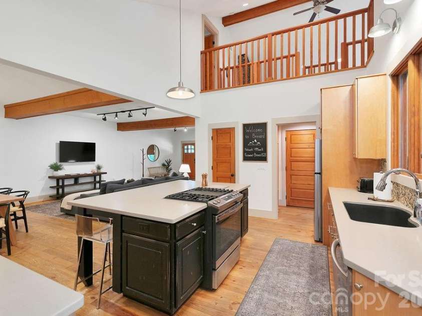 49 Miner Street, Brevard, NC 28712.  MLS# CAR4379293, YatesRealty ID 28104. 