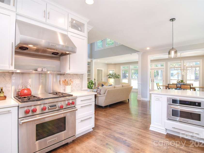 19641 Meta Road, Cornelius, NC 28031.  MLS# CAR4240880, YatesRealty ID 28105. Kitchen