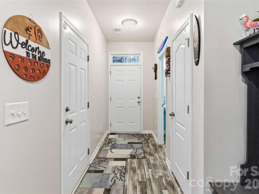 7048 Woodsbay Lane, Rock Hill, SC 29732.  MLS# CAR4381303, YatesRealty ID 28105. 