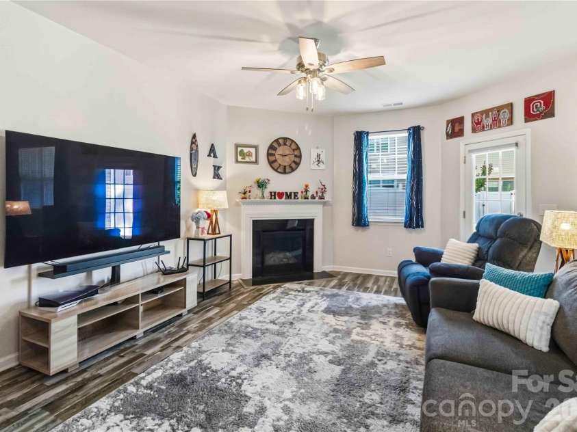 7048 Woodsbay Lane, Rock Hill, SC 29732.  MLS# CAR4381303, YatesRealty ID 28105. 