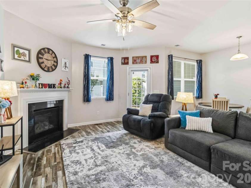 7048 Woodsbay Lane, Rock Hill, SC 29732.  MLS# CAR4381303, YatesRealty ID 28105. 