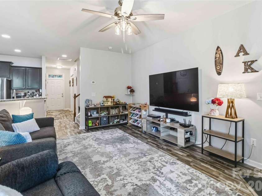 7048 Woodsbay Lane, Rock Hill, SC 29732.  MLS# CAR4381303, YatesRealty ID 28105. 