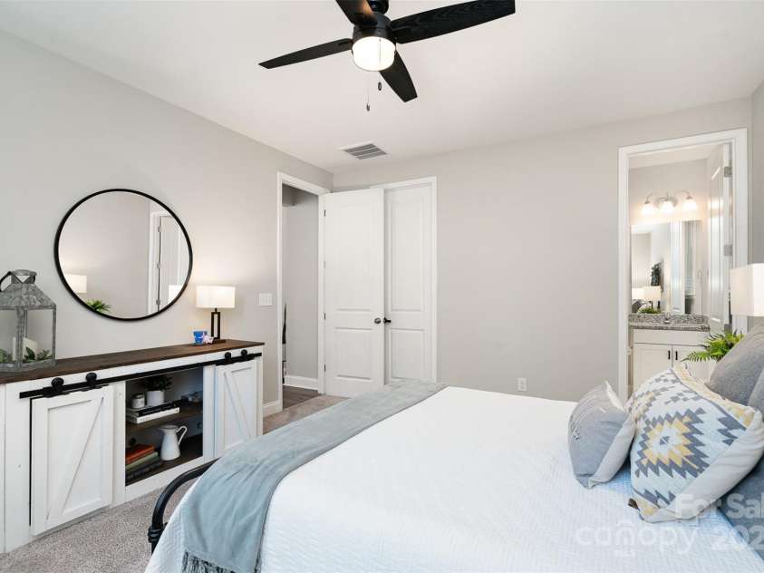 15230 Ravenall Drive, Huntersville, NC 28078.  MLS# CAR4243308, YatesRealty ID 28107. First Floor Bedroom