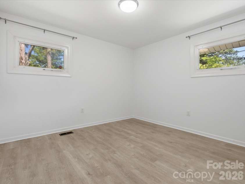 3633 Rosehaven Drive, Charlotte, NC 28205.  MLS# CAR4383444, YatesRealty ID 28107. 2nd Bedroom