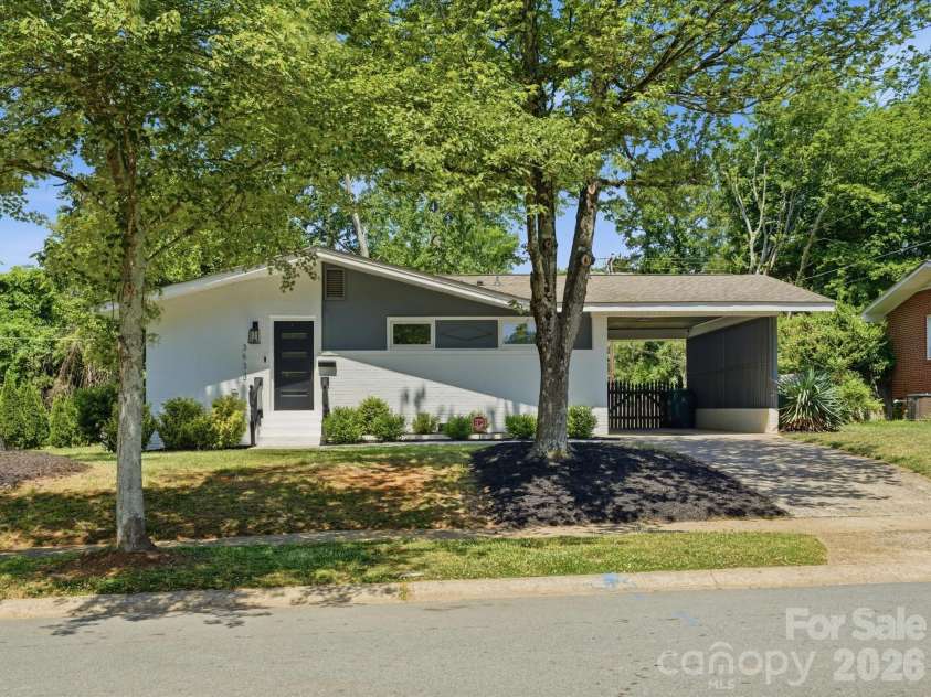 3633 Rosehaven Drive, Charlotte, NC 28205.  MLS# CAR4383444, YatesRealty ID 28107. Front