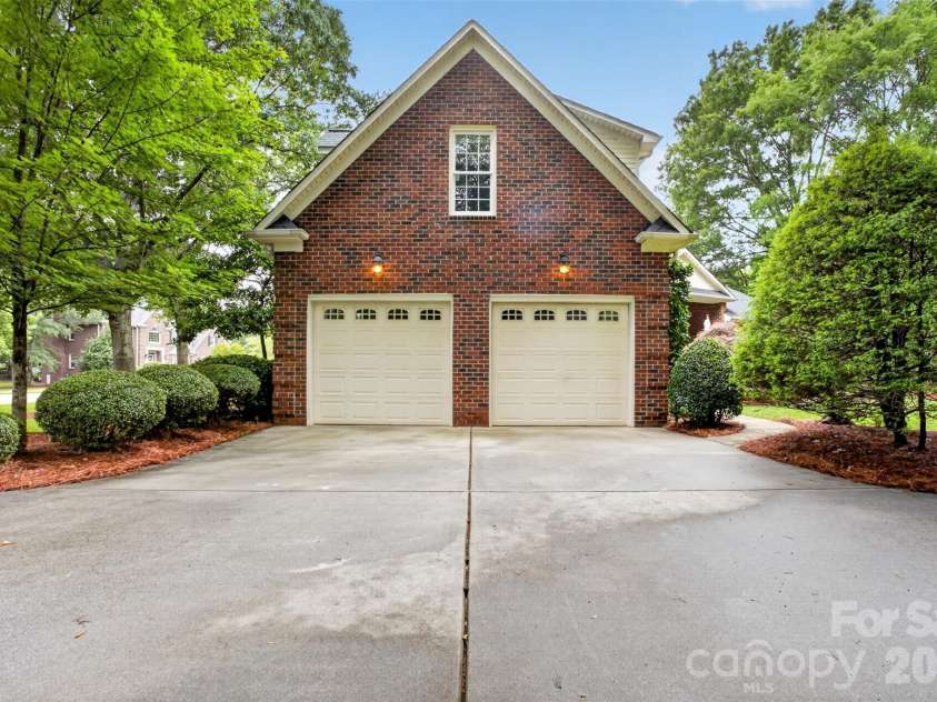 9533 Millen Drive, Harrisburg, NC 28075.  MLS# CAR4385489, YatesRealty ID 28108. 