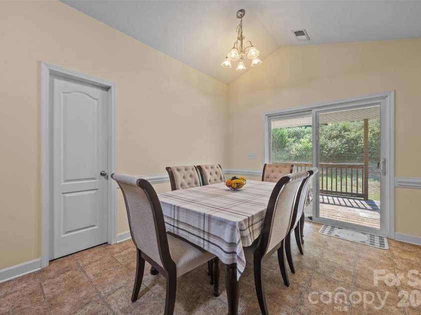 174 Pheasant Ridge Circle, York, SC 29745.  MLS# CAR4384135, YatesRealty ID 28109. 