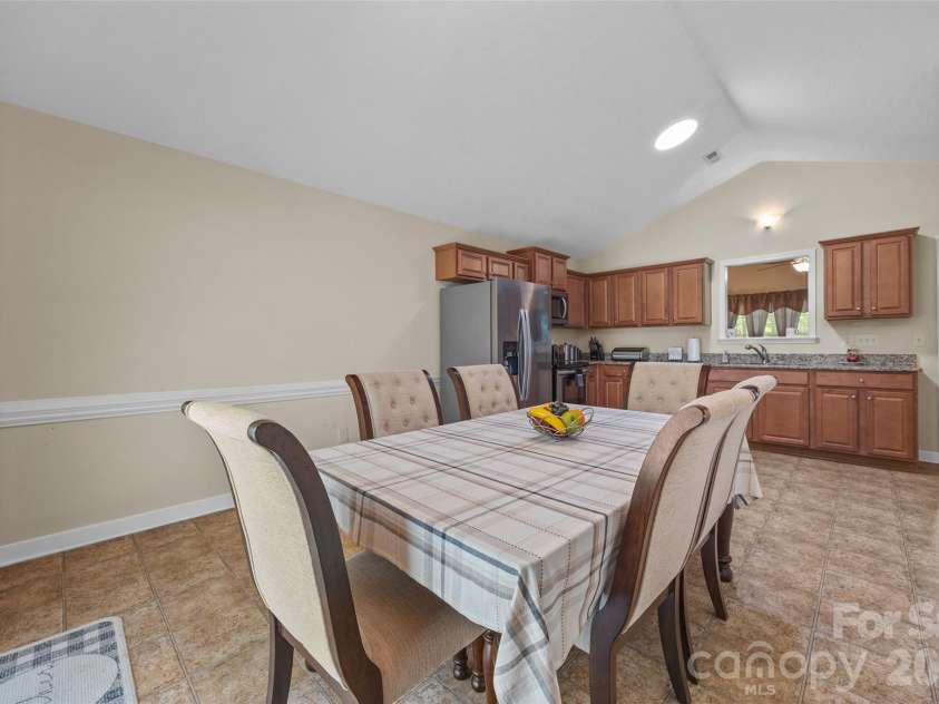174 Pheasant Ridge Circle, York, SC 29745.  MLS# CAR4384135, YatesRealty ID 28109. 