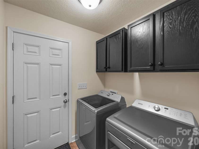 174 Pheasant Ridge Circle, York, SC 29745.  MLS# CAR4384135, YatesRealty ID 28109. 