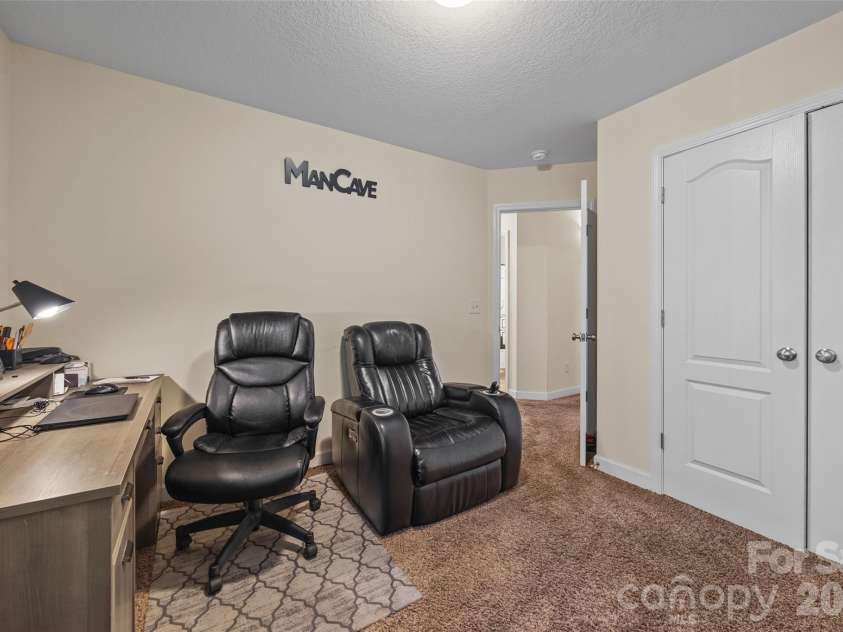 174 Pheasant Ridge Circle, York, SC 29745.  MLS# CAR4384135, YatesRealty ID 28109. 