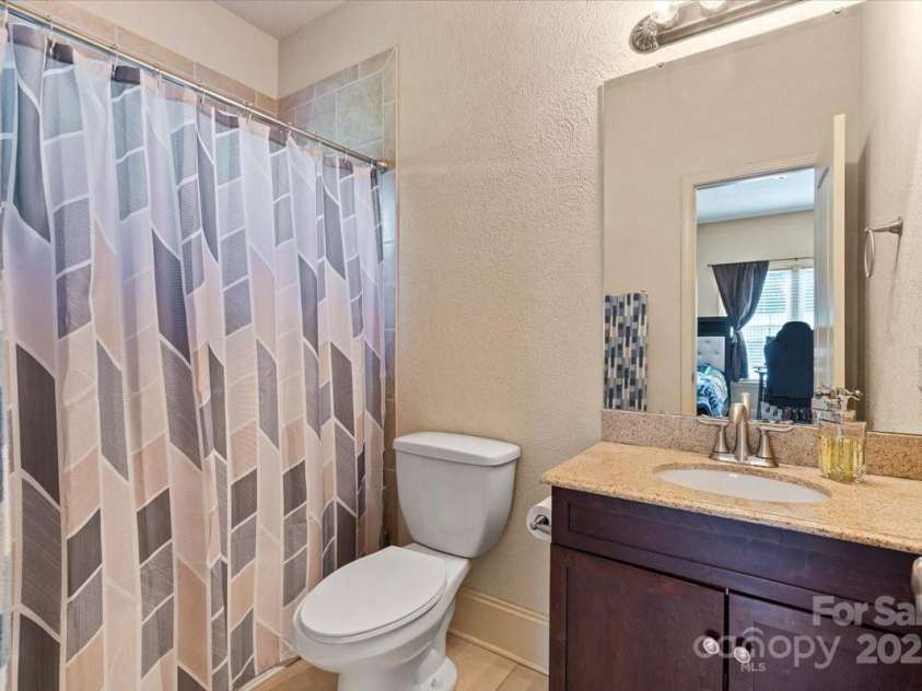 1974 Glen Manor Court, Lincolnton, NC 28092.  MLS# CAR4297265, YatesRealty ID 28109. 