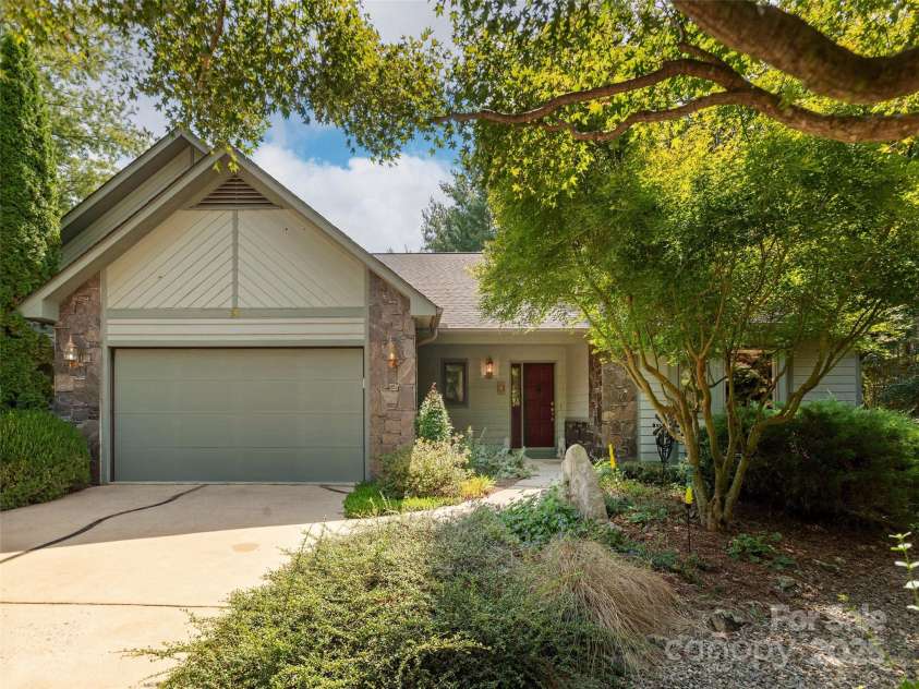 30 Hillcreek Drive, Asheville, NC 28804.  MLS# CAR4304208, YatesRealty ID 2811. Front Exterior