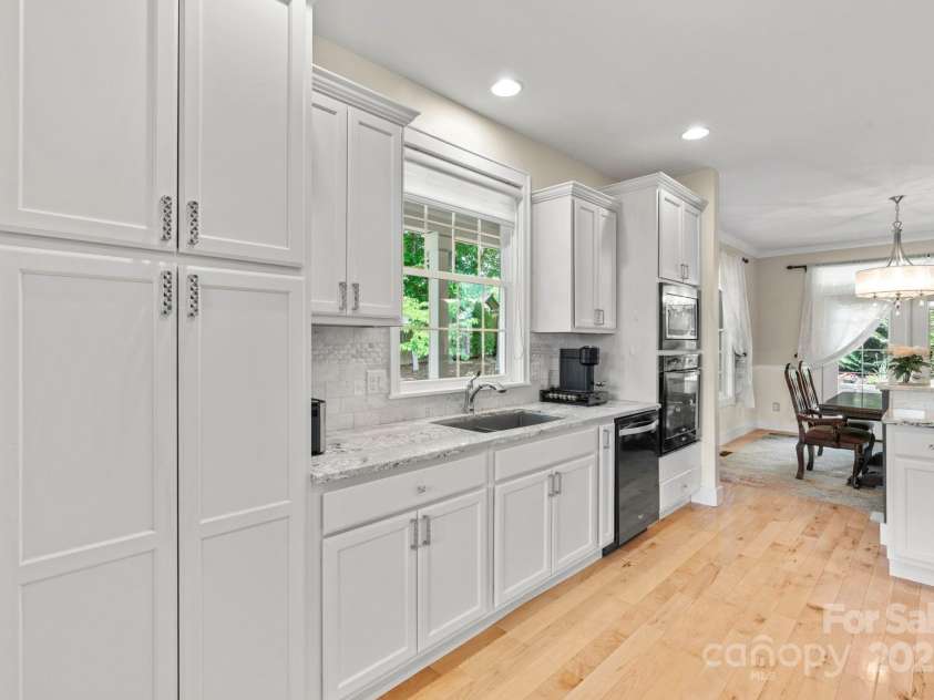 12 Broadmoor Drive, Arden, NC 28704.  MLS# CAR4267818, YatesRealty ID 28110. 