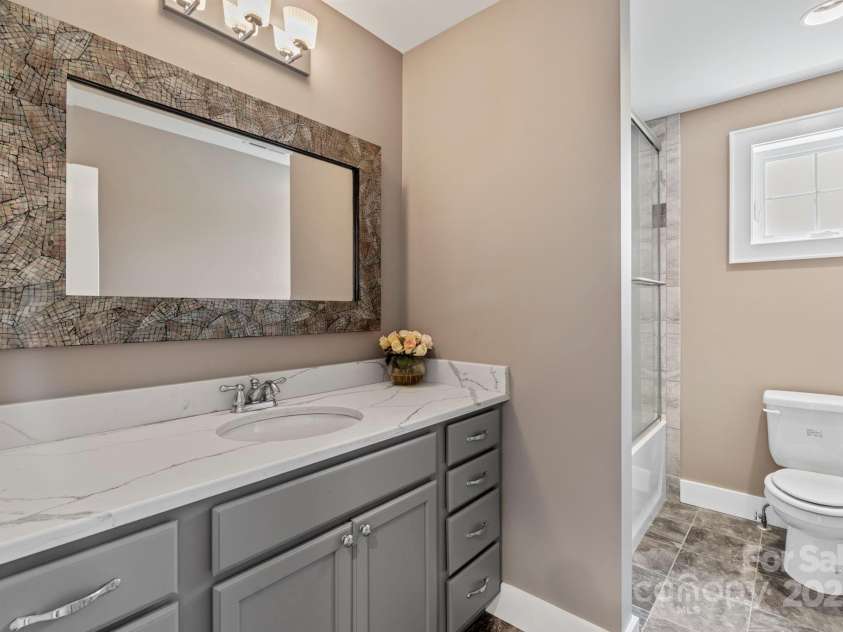 12 Broadmoor Drive, Arden, NC 28704.  MLS# CAR4267818, YatesRealty ID 28110. 