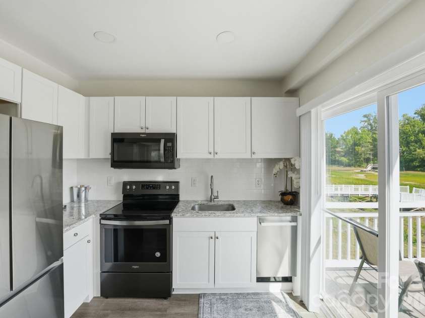 139 Perrin Drive, Mooresville, NC 28117.  MLS# CAR4383503, YatesRealty ID 28111. 