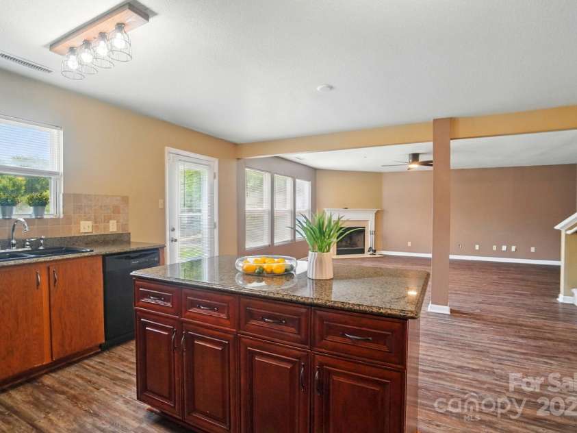 8604 Rockmoor Ridge Road, Charlotte, NC 28215.  MLS# CAR4268589, YatesRealty ID 28112. The open layout provides plenty of room to entertain.