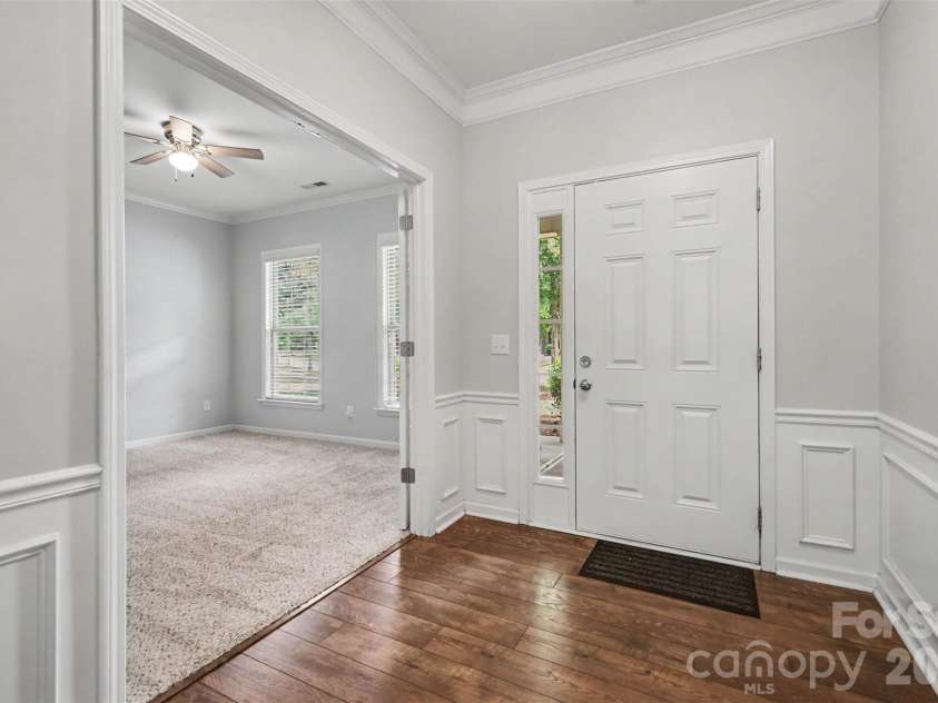 12826 Rusty Blackbird Way, Charlotte, NC 28278.  MLS# CAR4425289, YatesRealty ID 28113. 