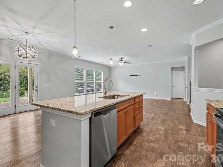 12826 Rusty Blackbird Way, Charlotte, NC 28278.  MLS# CAR4425289, YatesRealty ID 28113. 